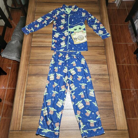 2Pc Star Wars Dark Blue Pajama Set Grogu - Size 6-7 - Picture 1 of 4